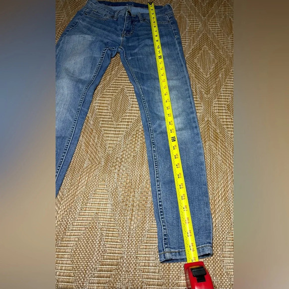 Urban Outfitters BDG Mid Rise Straight Denim Jeans,Medium Wash, Size 25W, 26L - Picture 7 of 9